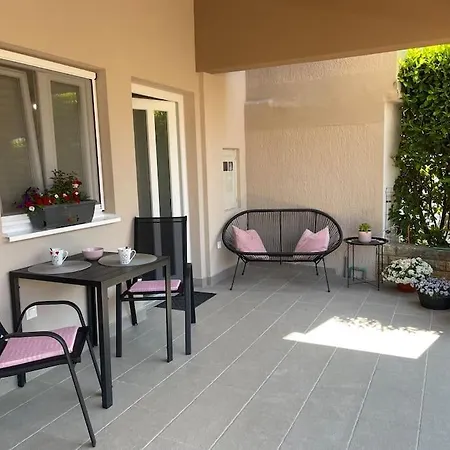 Riva Apartment Porec